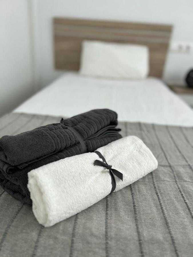 Am Del Sol Apartment ฟูเอนฮิโรลา ภายนอก รูปภาพ